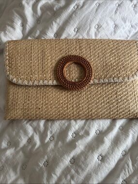 Boden raffia clutch